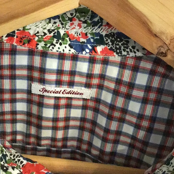 Button up blouse - Picture 3 of 3